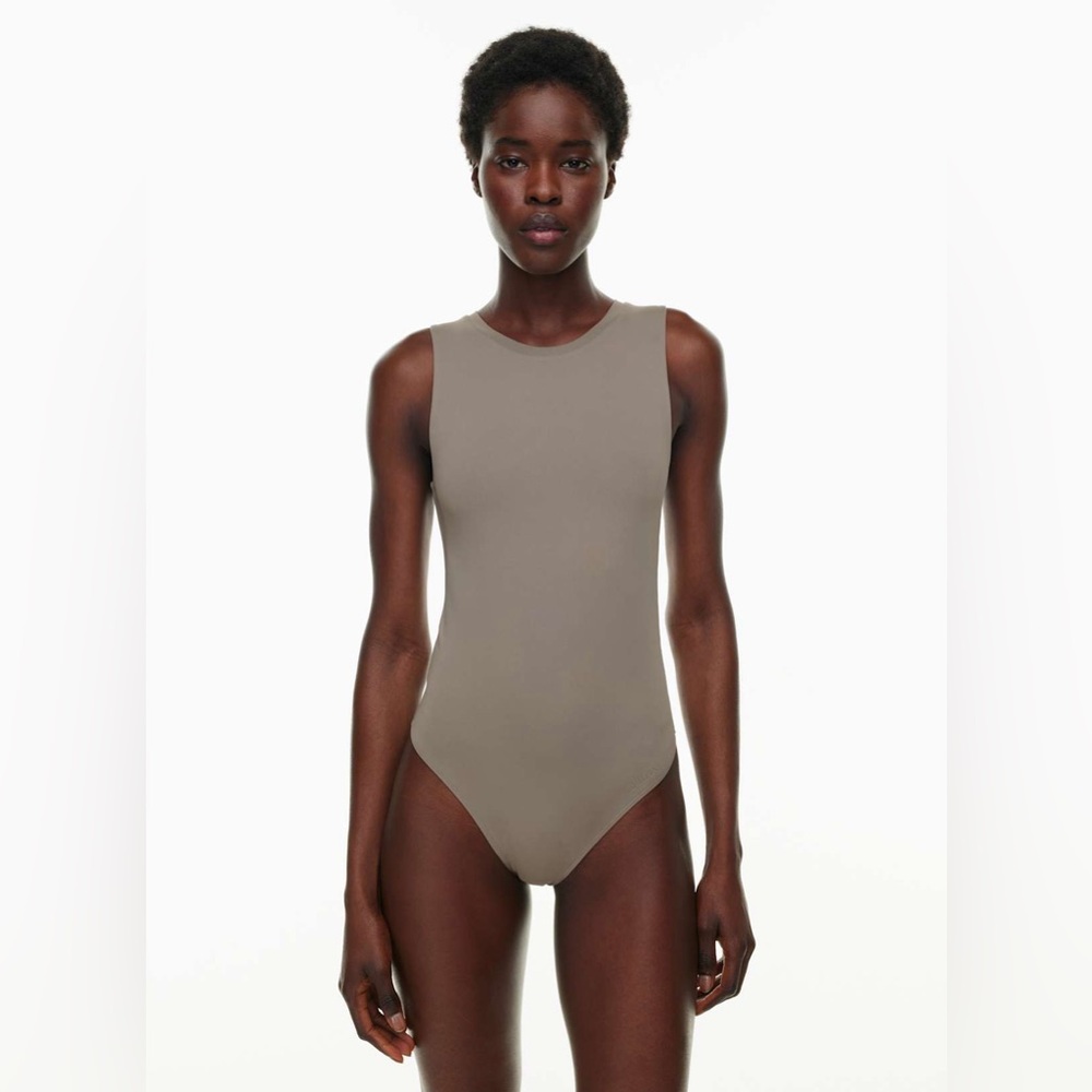 Aritzia Original Contour Crew Tank Bodysuit - Taupe Grey - Large - Picture 1 of 8